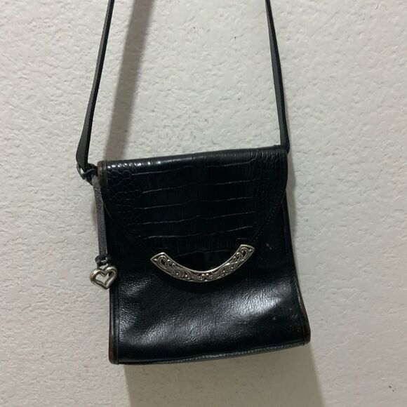 Vintage BRIGHTON  Black Croc Embossed Leather Bucket Flap Crossbody Bag - Picture 4 of 16